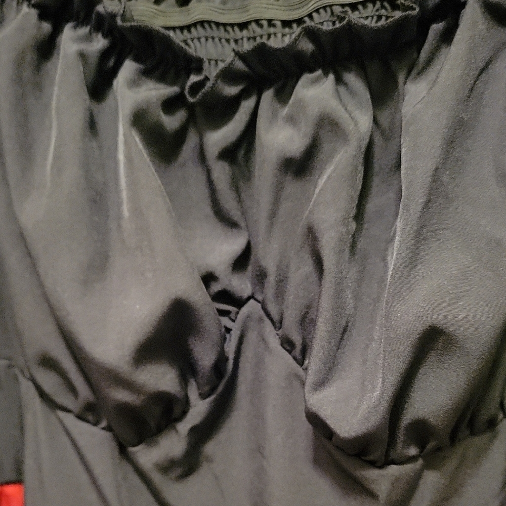 Queen Of Hearts Black/Red Playing Card Dress/Costume NWOT. 2X Halloween - Picture 4 of 8